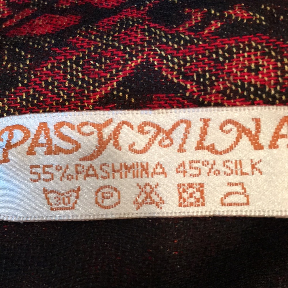 Scarf - Picture 4 of 4